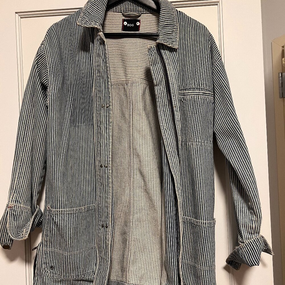BDG Hickory Stripe Drill Chore Jacket Womens Medium Blue White Railroad